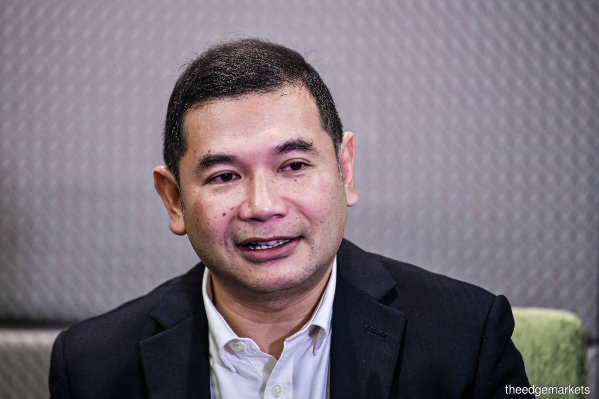 Rafizi: Half of Budget 2023 development expenditure for six poorest states in Malaysia